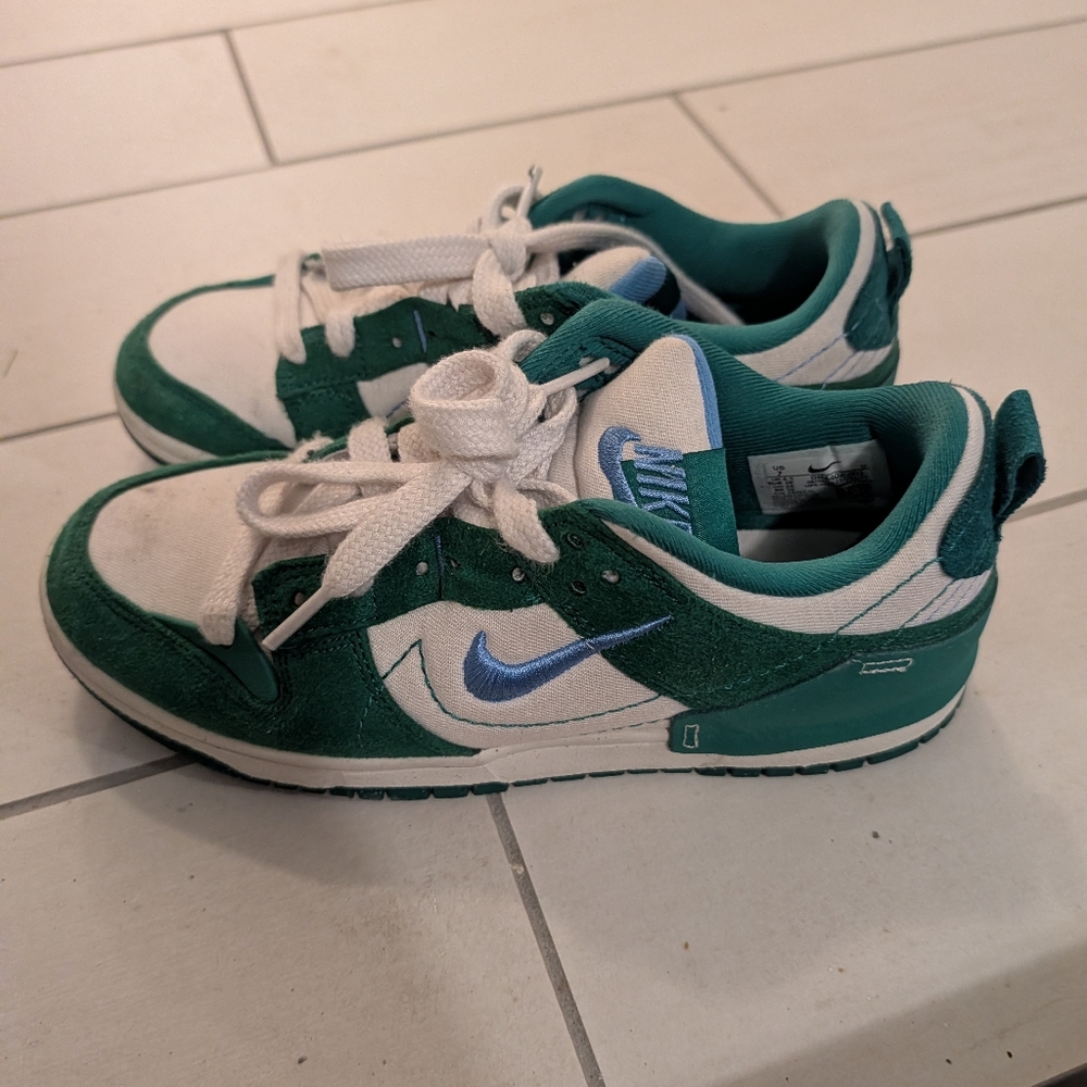 Nike Disrupts Sneakers